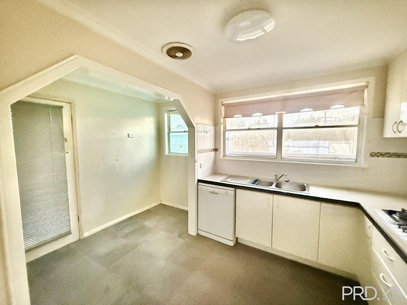 Photo - 43 Christie Parade, Mildura VIC 3500 - Image 10
