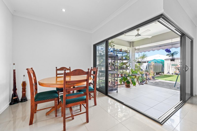 Photo - 43 Cobalt Crescent, Caloundra West QLD 4551 - Image 5