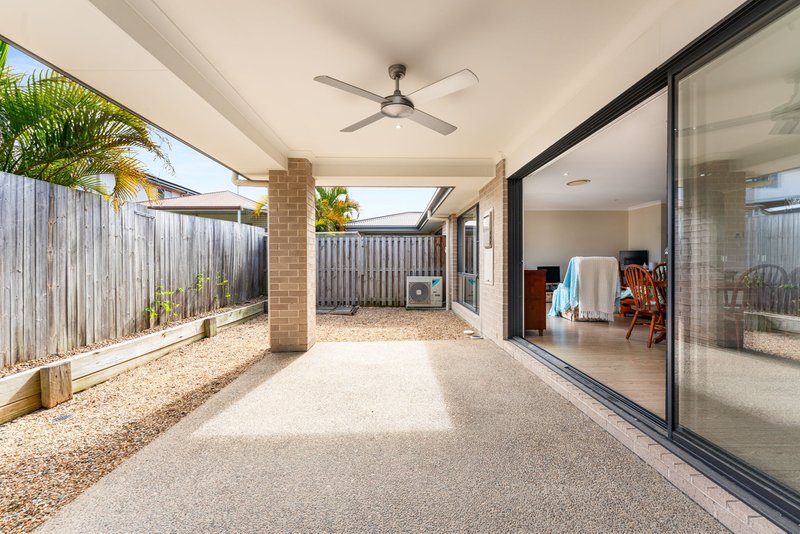 Photo - 43 Combs Street, Yarrabilba QLD 4207 - Image 15