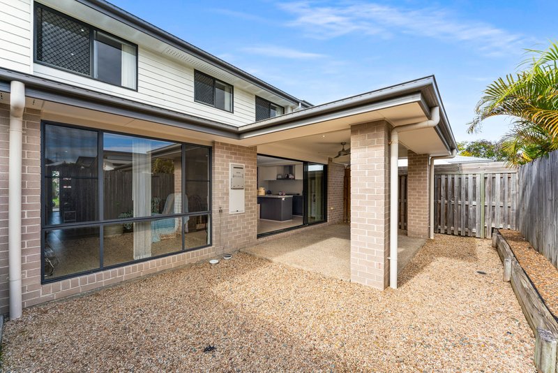 Photo - 43 Combs Street, Yarrabilba QLD 4207 - Image 16