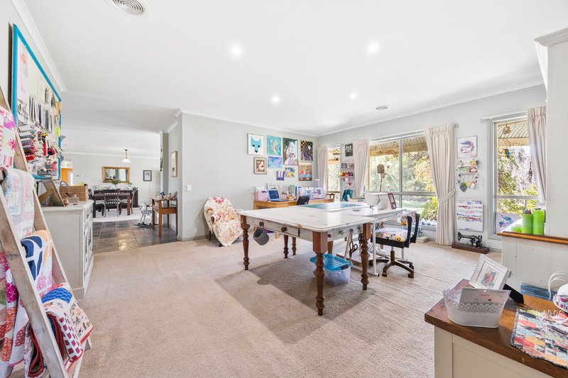 Photo - 43 Connor Court, Ballan VIC 3342 - Image 9