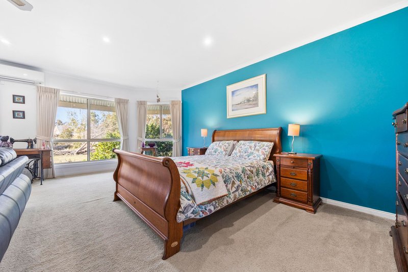 Photo - 43 Connor Court, Ballan VIC 3342 - Image 17