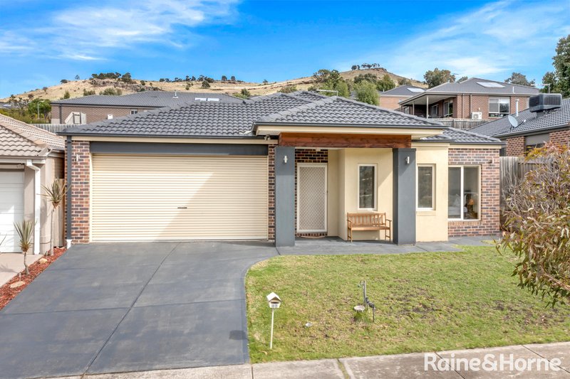 43 Courtney Drive, Sunbury VIC 3429