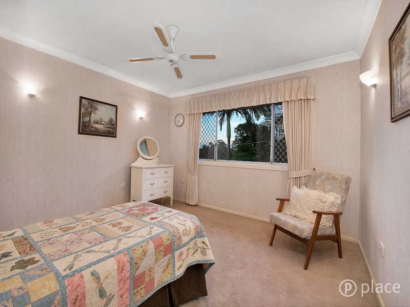 Photo - 43 Craigmont Street, Tarragindi QLD 4121 - Image 9