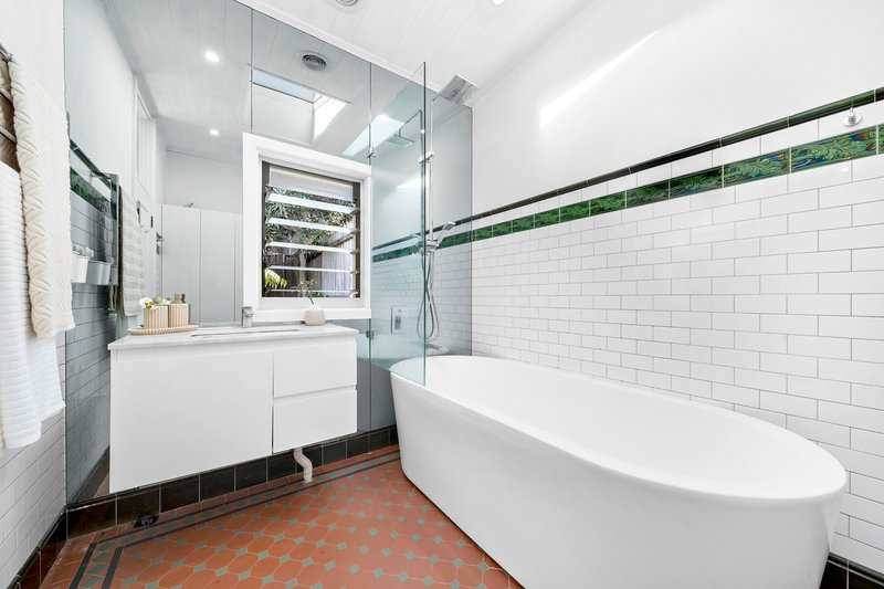 Photo - 43 Curtis Road, Balmain NSW 2041 - Image 11