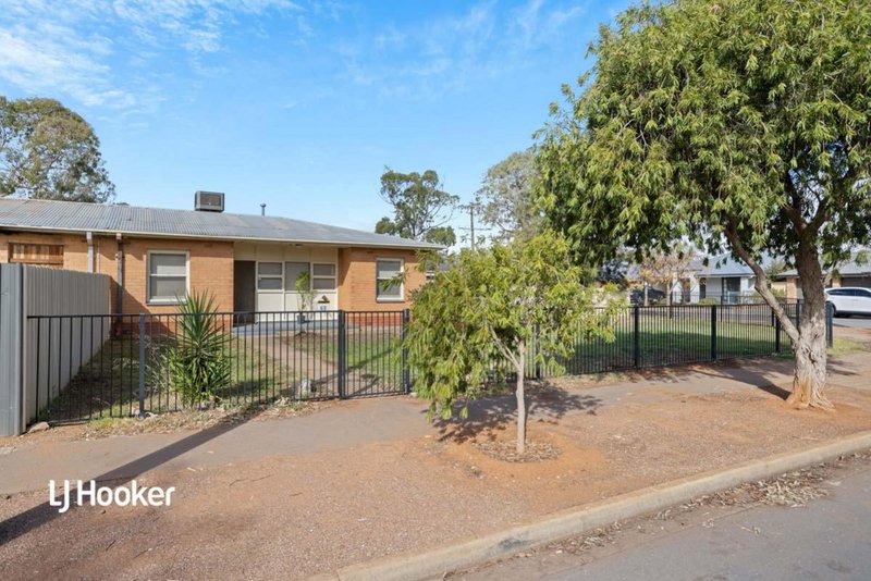 43 Davison Crescent, Smithfield Plains SA 5114