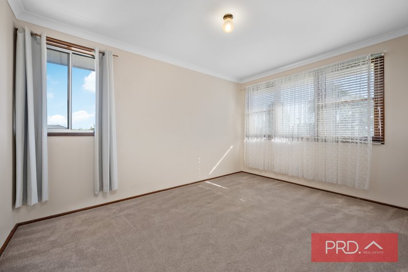 Photo - 43 De Meyrick Avenue, Casula NSW 2170 - Image 7