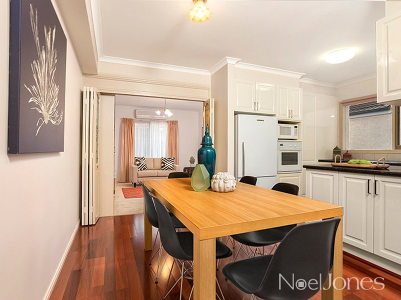 Photo - 4/3 Dunloe Avenue, Mont Albert North VIC 3129 - Image 3