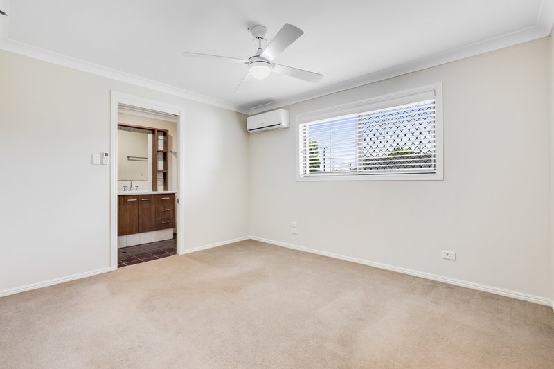 Photo - 43 Earhart Street, Wilsonton QLD 4350 - Image 5