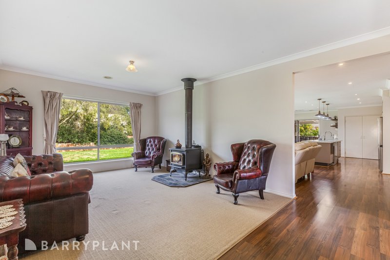 Photo - 43 East Street, Kilmore VIC 3764 - Image 4