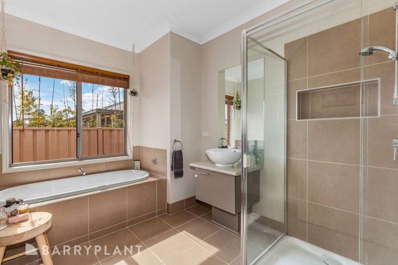 Photo - 43 East Street, Kilmore VIC 3764 - Image 9