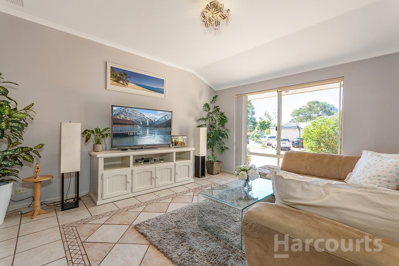 Photo - 43 Eastleigh Loop, Currambine WA 6028 - Image 2