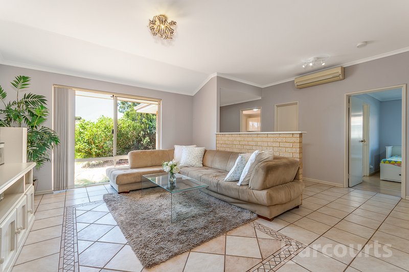 Photo - 43 Eastleigh Loop, Currambine WA 6028 - Image 3