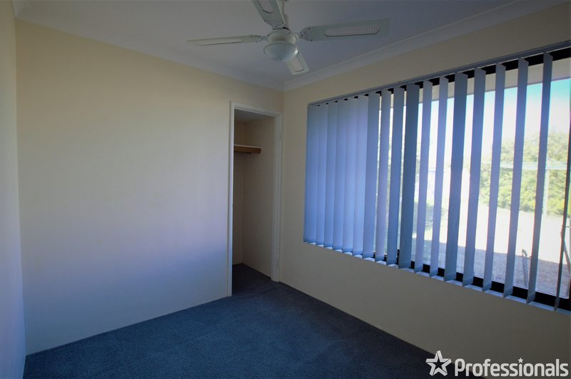 Photo - 43 Edgbaston Crescent, Port Kennedy WA 6172 - Image 12