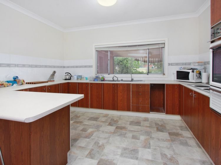 Photo - 43 Edna Avenue, Merrylands NSW 2160 - Image 2