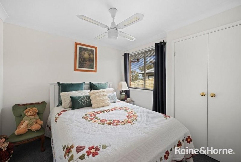 Photo - 43 Ella Street, Hill Top NSW 2575 - Image 4