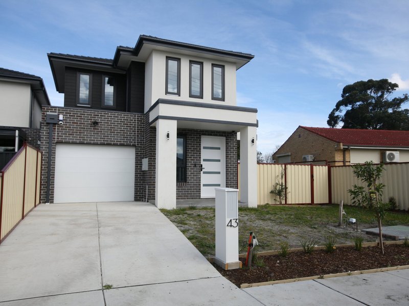 Photo - 43 Emerald Drive, Springvale VIC 3171 - Image 1