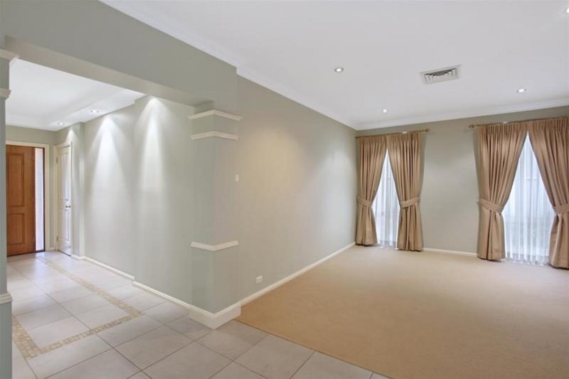 Photo - 43 Endeavour Circuit, Harrington Park NSW 2567 - Image 5