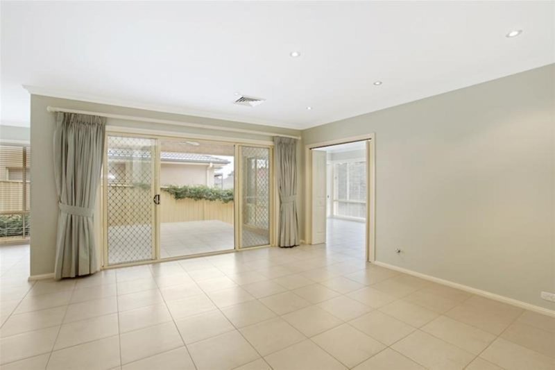 Photo - 43 Endeavour Circuit, Harrington Park NSW 2567 - Image 9