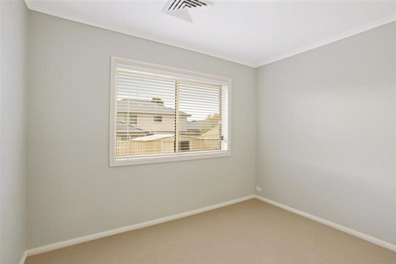 Photo - 43 Endeavour Circuit, Harrington Park NSW 2567 - Image 13