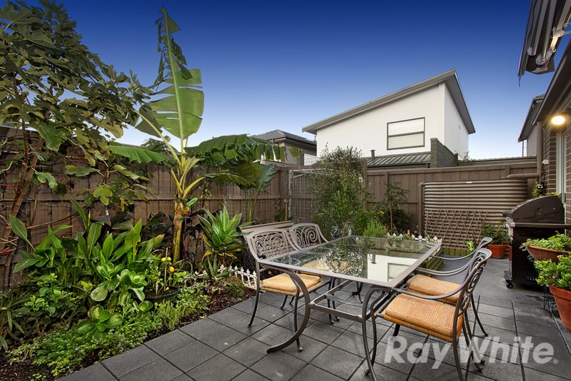 Photo - 43 Excelsior Circuit, Mulgrave VIC 3170 - Image 9