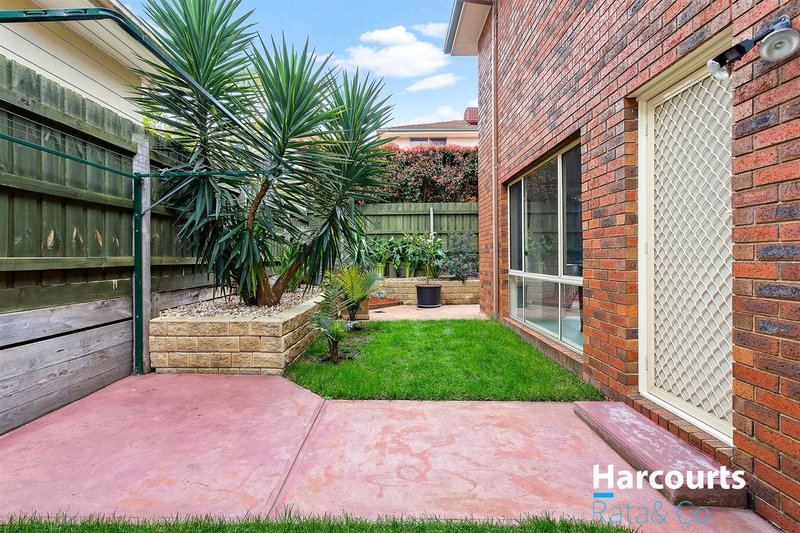 Photo - 43 Fairlie Avenue, Macleod VIC 3085 - Image 11