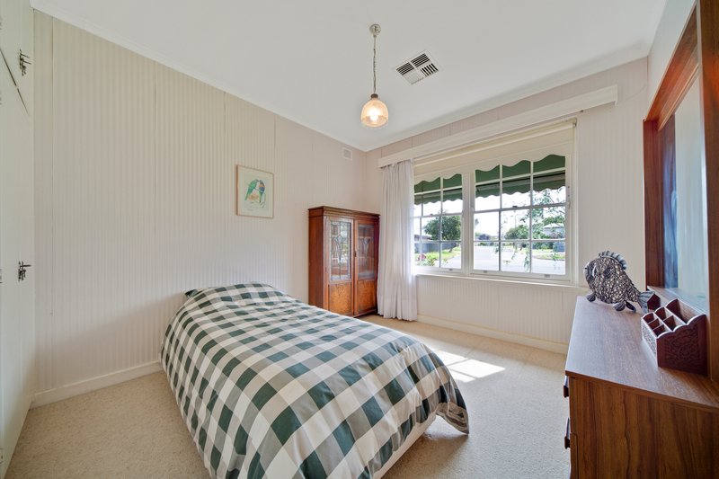 Photo - 43 Fife Street, Vale Park SA 5081 - Image 10