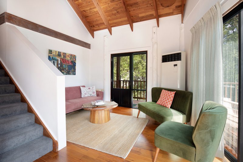 Photo - 43 First Avenue, Katoomba NSW 2780 - Image 6