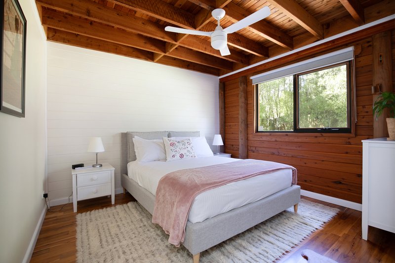 Photo - 43 First Avenue, Katoomba NSW 2780 - Image 9