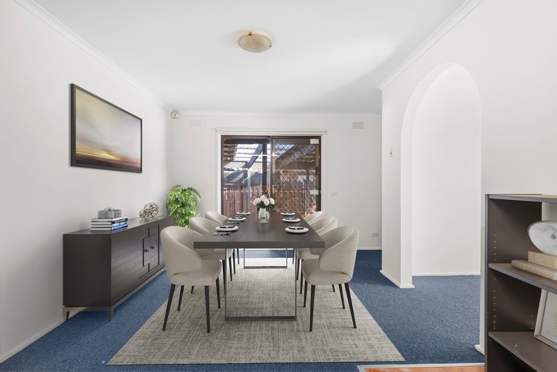 Photo - 43 First Avenue, Melton South VIC 3338 - Image 4