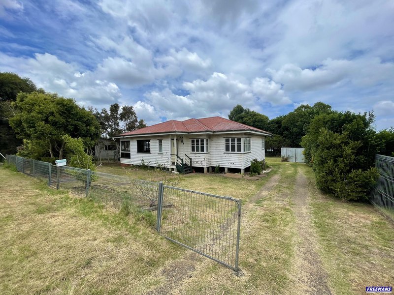 Photo - 43 Fitzroy Street, Kingaroy QLD 4610 - Image 2