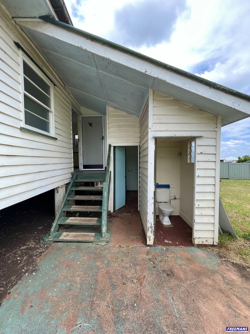 Photo - 43 Fitzroy Street, Kingaroy QLD 4610 - Image 8