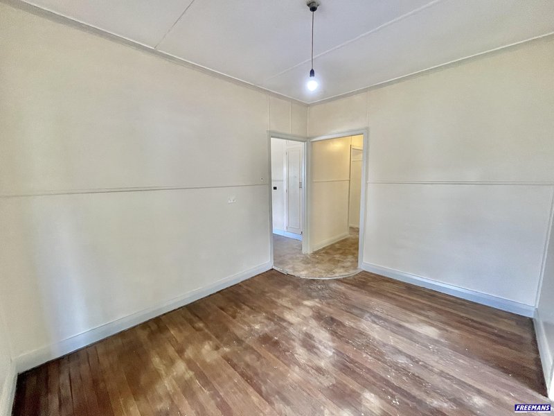 Photo - 43 Fitzroy Street, Kingaroy QLD 4610 - Image 16