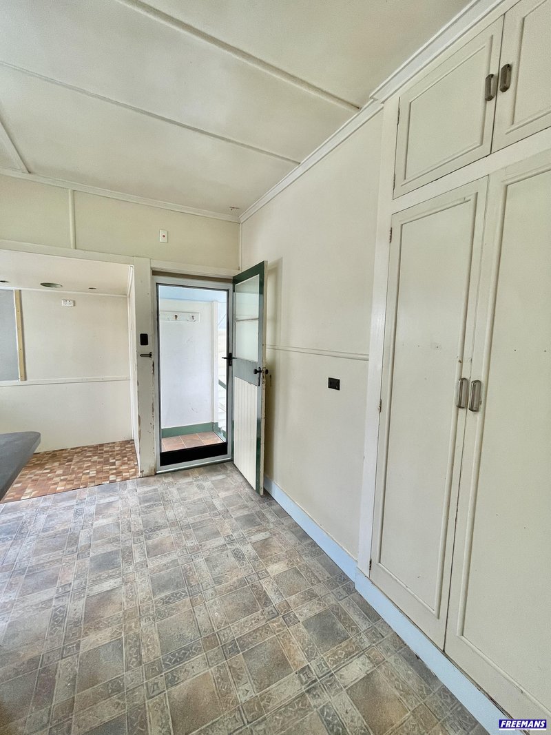 Photo - 43 Fitzroy Street, Kingaroy QLD 4610 - Image 23