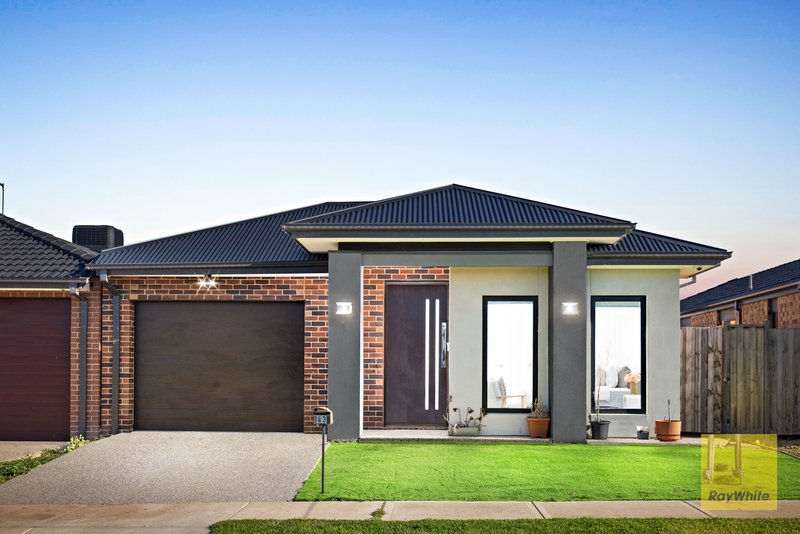 Photo - 43 Freshbrook Avenue, Truganina VIC 3029 - Image 1