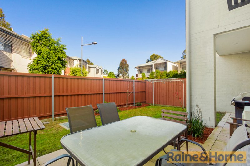 Photo - 43 Freshwater Road, Rouse Hill NSW 2155 - Image 5