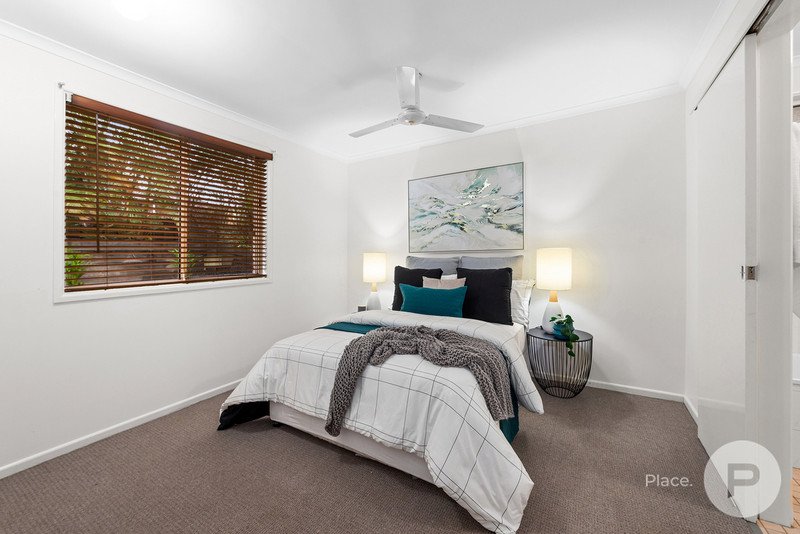 Photo - 43 Gilford Crescent, Albany Creek QLD 4035 - Image 8