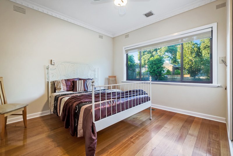 Photo - 43 Glasgow Avenue, Reservoir VIC 3073 - Image 7