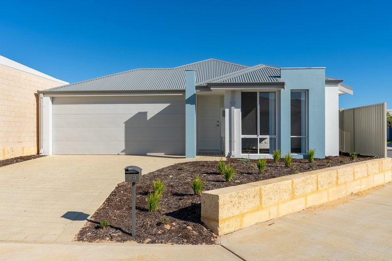 Photo - 43 Golden Bay Drive, Golden Bay WA 6174 - Image 1