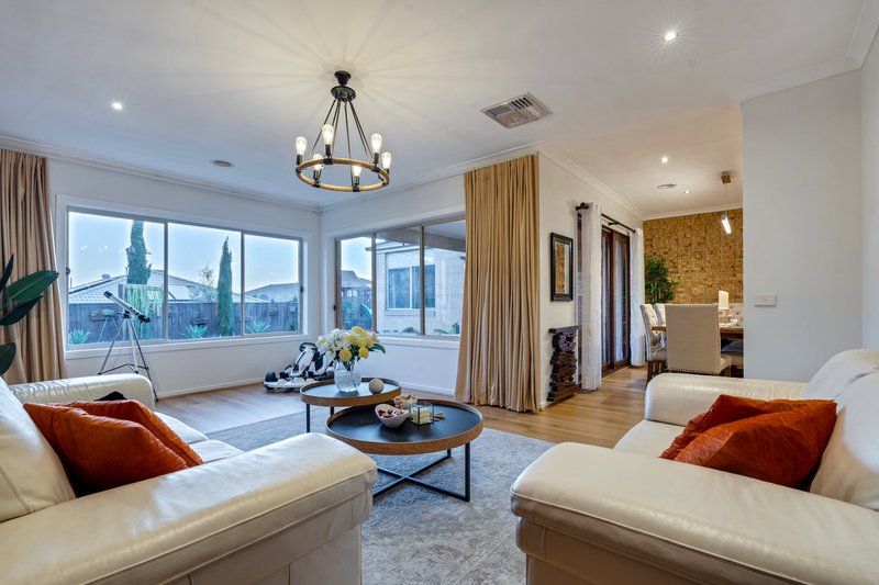 Photo - 43 Golf Links Drive, Beveridge VIC 3753 - Image 13