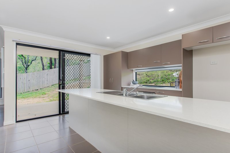 Photo - 43 Gordon Drive, Upper Coomera QLD 4209 - Image 4