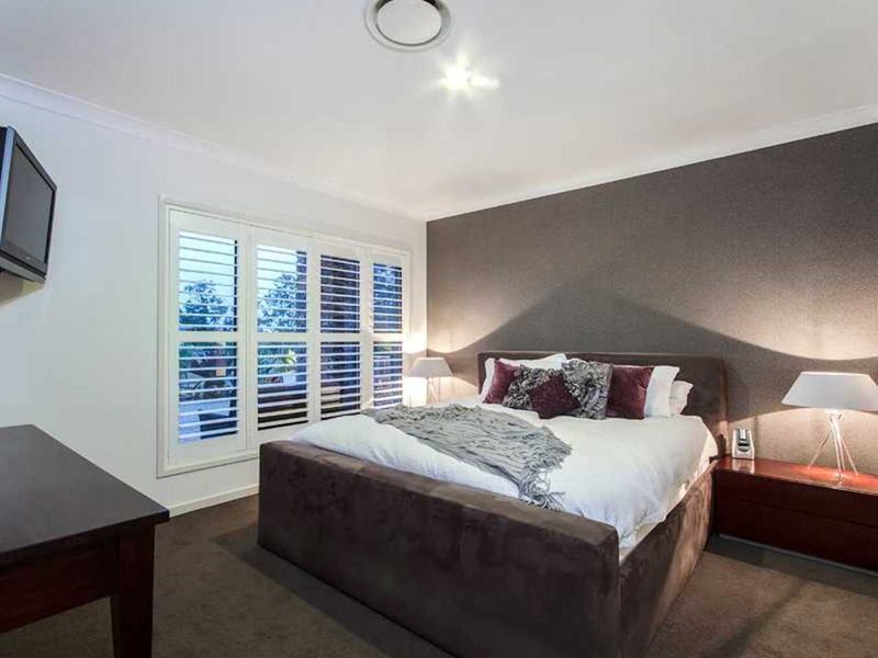 Photo - 43 Grasslands Crescent, Reedy Creek QLD 4227 - Image 16