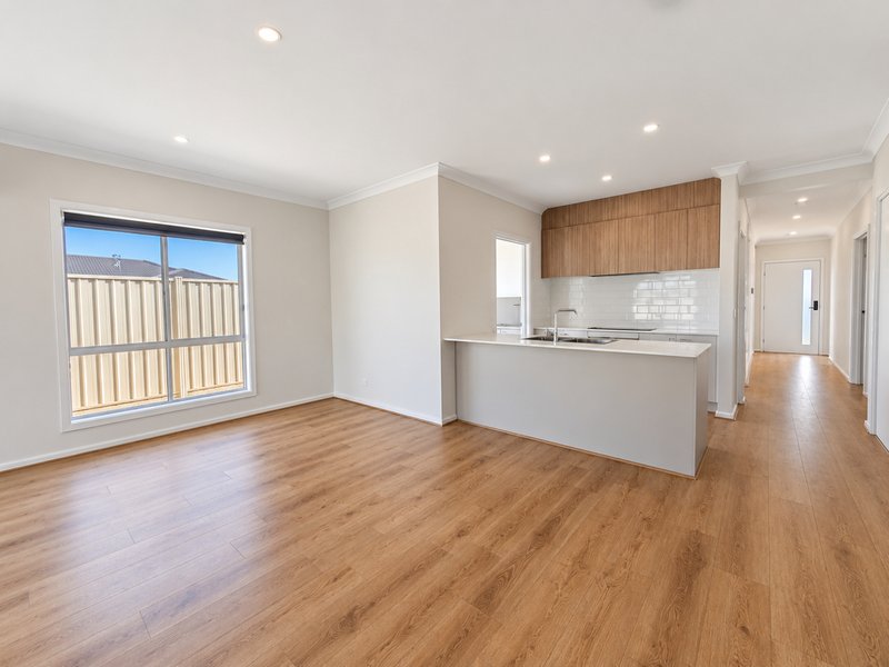 Photo - 43 Grasso Drive, Cobram VIC 3644 - Image 6