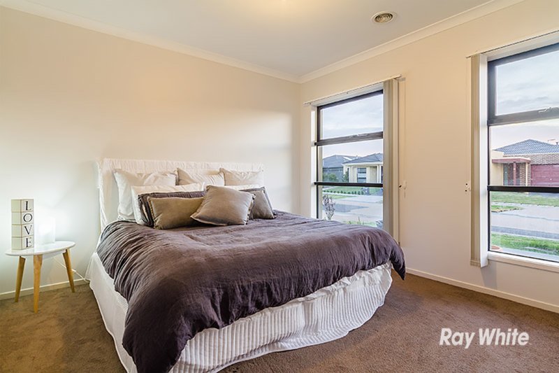 Photo - 43 Gregson Grove, Lyndhurst VIC 3975 - Image 8