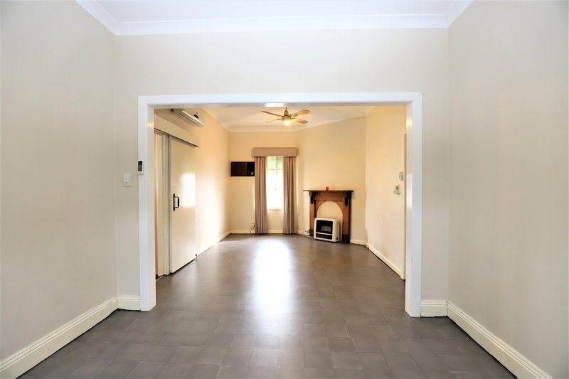 Photo - 43 Gundagai Road, Cootamundra NSW 2590 - Image 6