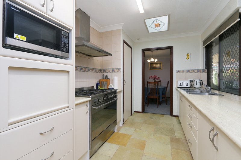 Photo - 43 Harrington Crescent, Leeming WA 6149 - Image 10