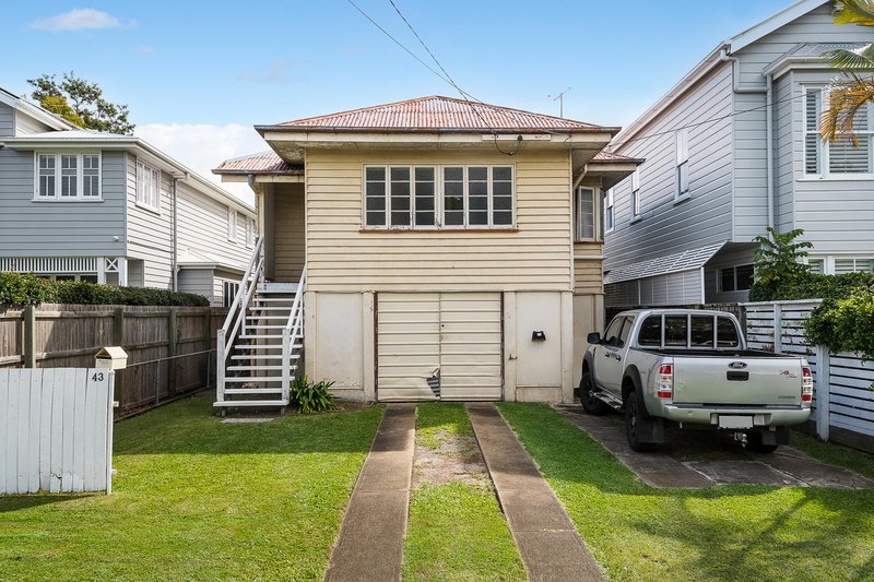 Photo - 43 Harris Street, Hawthorne QLD 4171 - Image 2