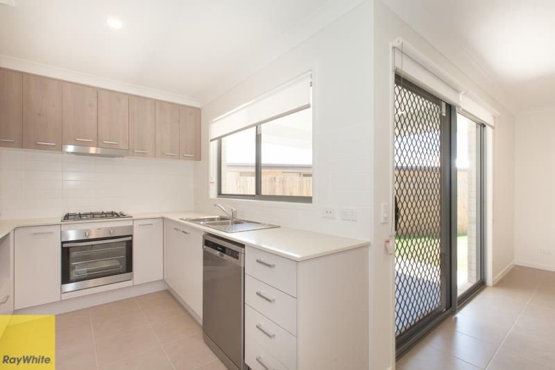 Photo - 43 Harvey Circuit, Griffin QLD 4503 - Image 2