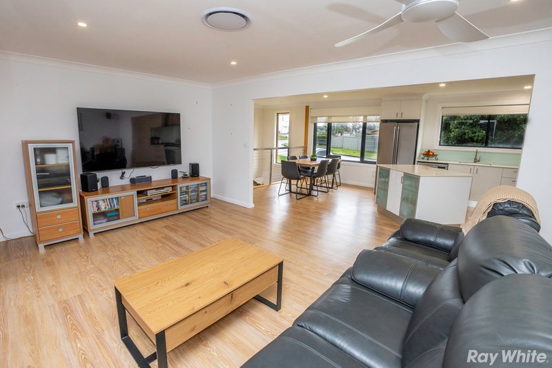 Photo - 43 Hawaii Avenue, Forster NSW 2428 - Image 4