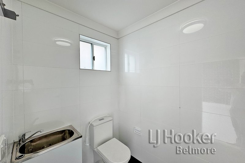 Photo - 43 Hebe Street, Greenacre NSW 2190 - Image 11